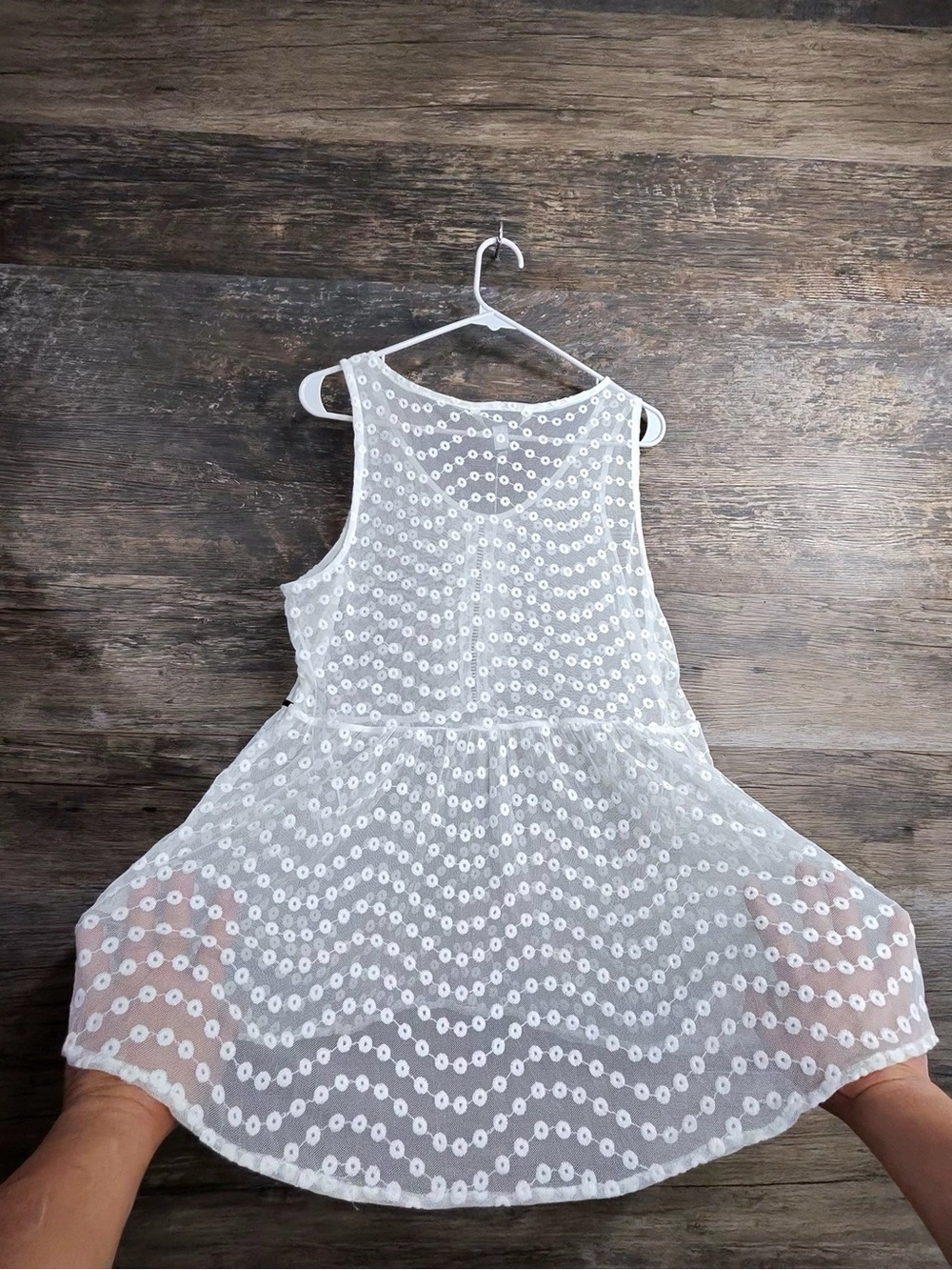 LC Lauren Conrad White Eyelet Tank with Black Trim - Picture 4 of 10